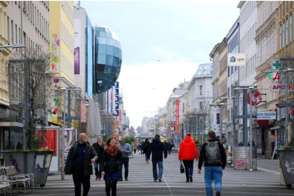 Nr 1 Apartment With 2 Balconies 3 Bedrooms Near Main Train Station Viena Exterior foto